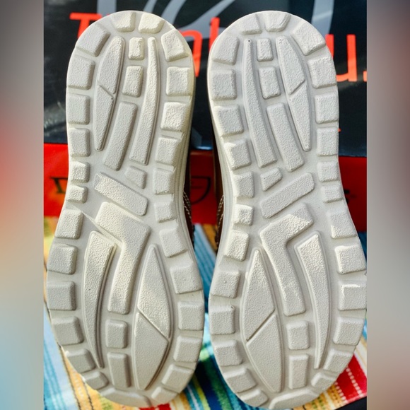 Deer Stags Men’s Everest 2 Slip-On Loafer, Tan, Simulated Leather, Size 9.5W. - Picture 8 of 14